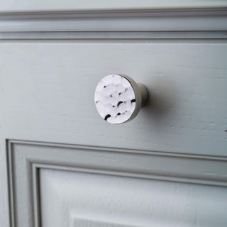 Tarn 35mm Hammered Knob