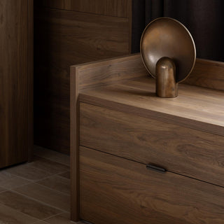 Ledge 100mm Solid Brass Lip Pull - Bronze